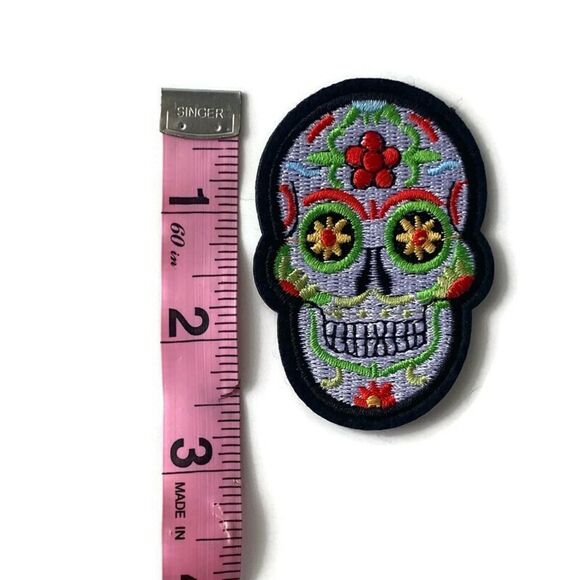 Calavera Small Embroidered Patch - Picture 3 of 6